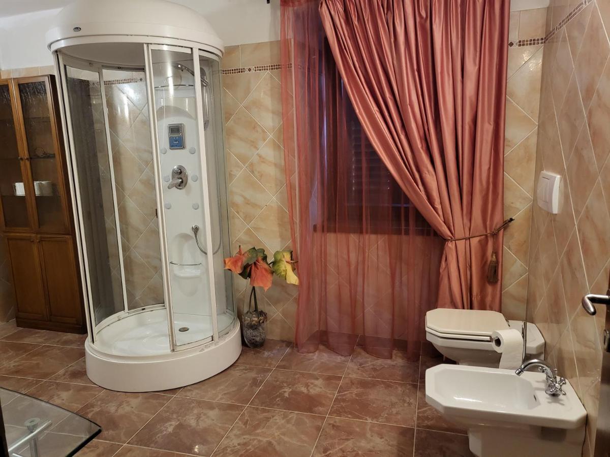 Appartamento Gobi Castel Condino ภายนอก รูปภาพ